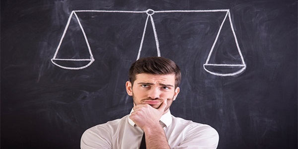 Pursuing an MBA in India vs Abroad